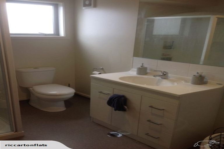 Photo of property in 28 Balgay Street, Upper Riccarton, Christchurch, 8041