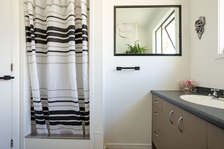 Photo of property in 145 Robinson Road, Whitianga, 3510