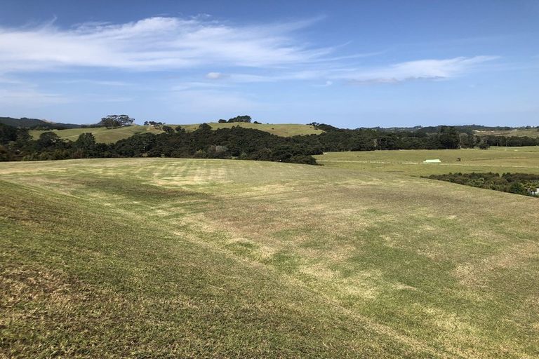 Photo of property in 44 Pigeon Berry Lane, Mangawhai, 0573