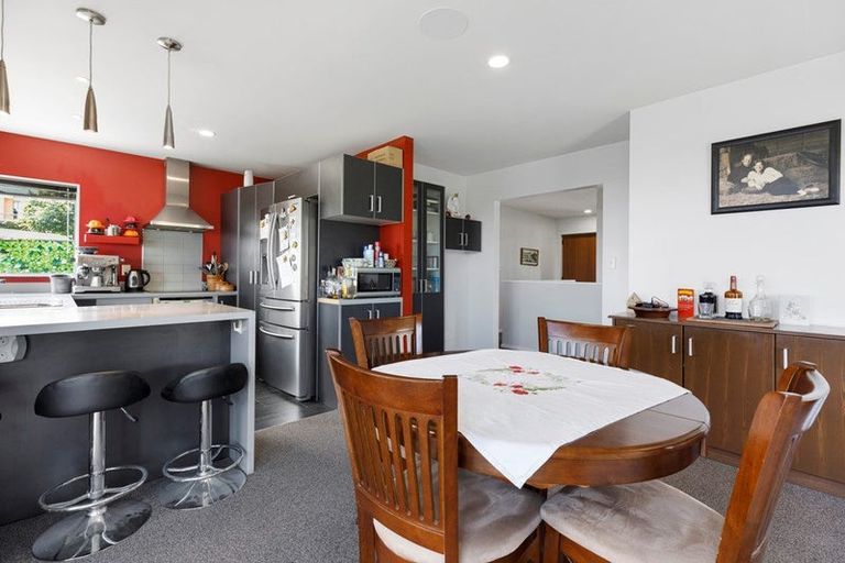 Photo of property in 15 Talbot Place, Welcome Bay, Tauranga, 3112