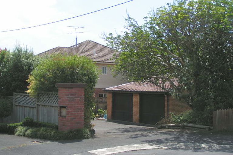 Photo of property in 27 William Street, Takapuna, Auckland, 0622