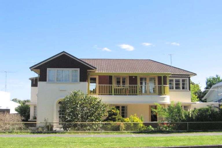 Photo of property in 108 Stout Street, Whataupoko, Gisborne, 4010