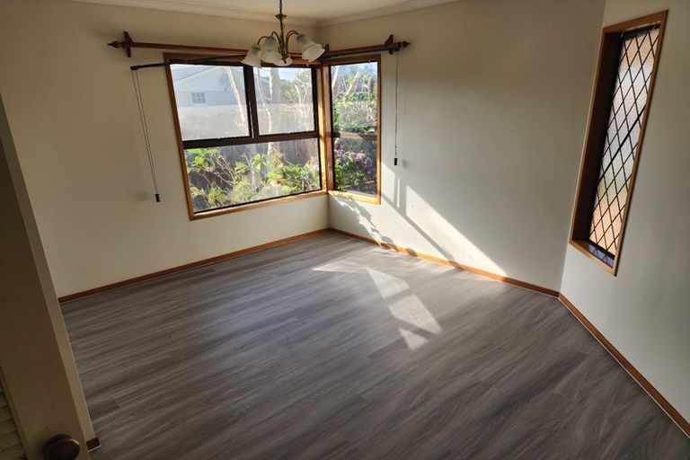 Photo of property in 12 Buckingham Crescent, Manukau, Auckland, 2025