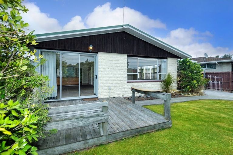 Photo of property in 27 Sandra Street, South New Brighton, Christchurch, 8062