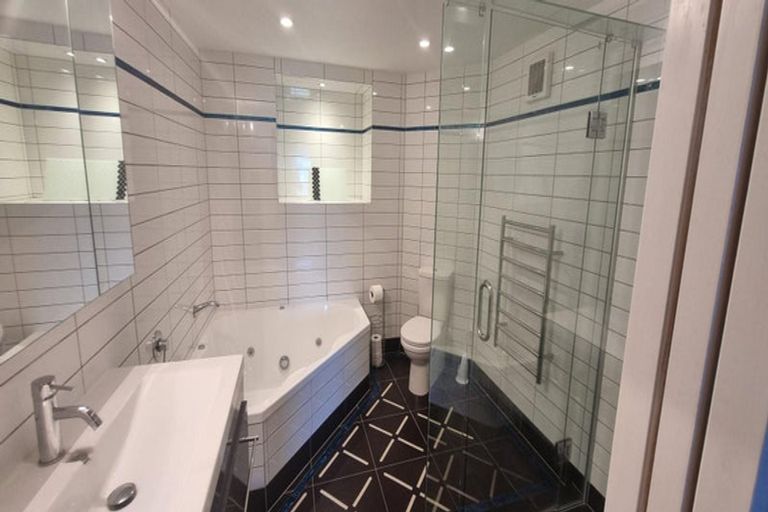 Photo of property in 21 Herewini Street, Titahi Bay, Porirua, 5022