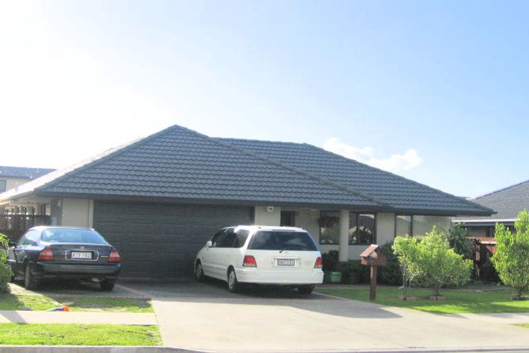 Photo of property in 5 Derg Place, East Tamaki, Auckland, 2013
