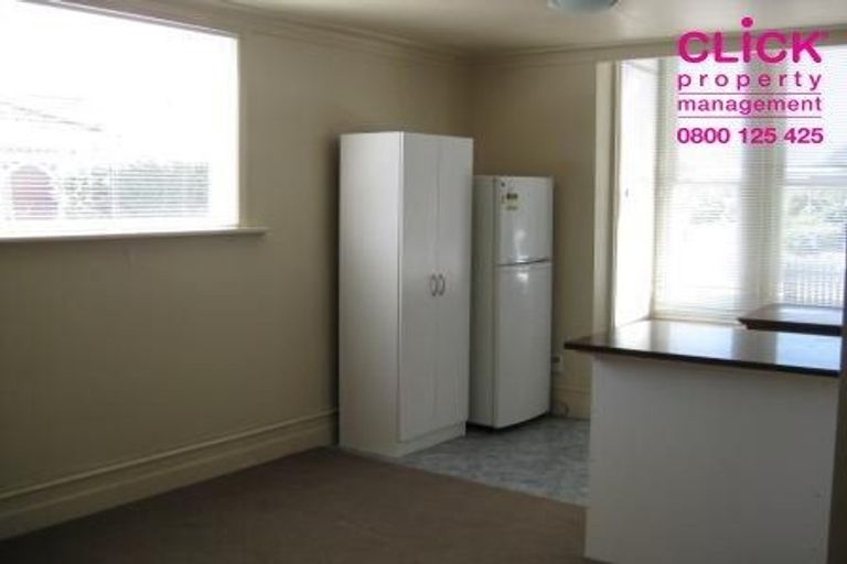 Photo of property in 1/56 Eglinton Road, The Glen, Dunedin, 9011