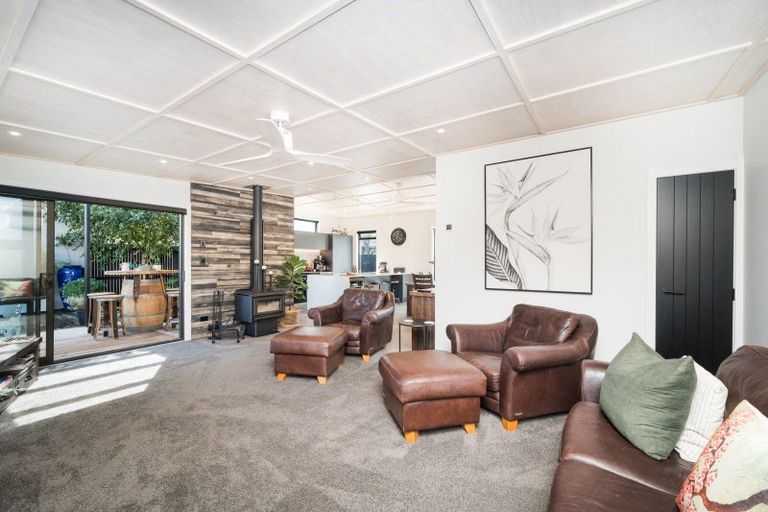 Photo of property in 44 Limbrick Street, Terrace End, Palmerston North, 4410