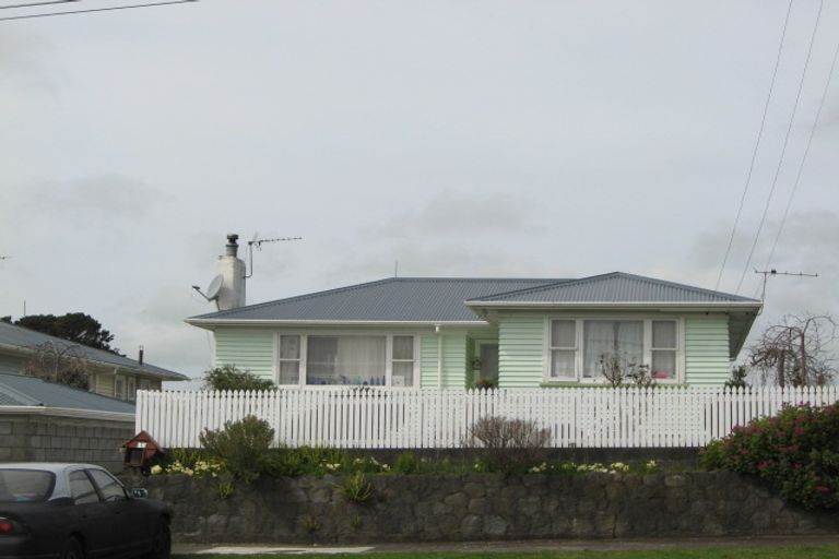 Photo of property in 23 Raleigh Street, Waitara, 4320