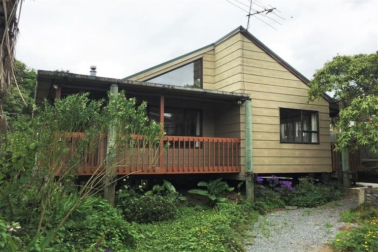 Photo of property in 24 Kereru Street, Henderson, Auckland, 0612