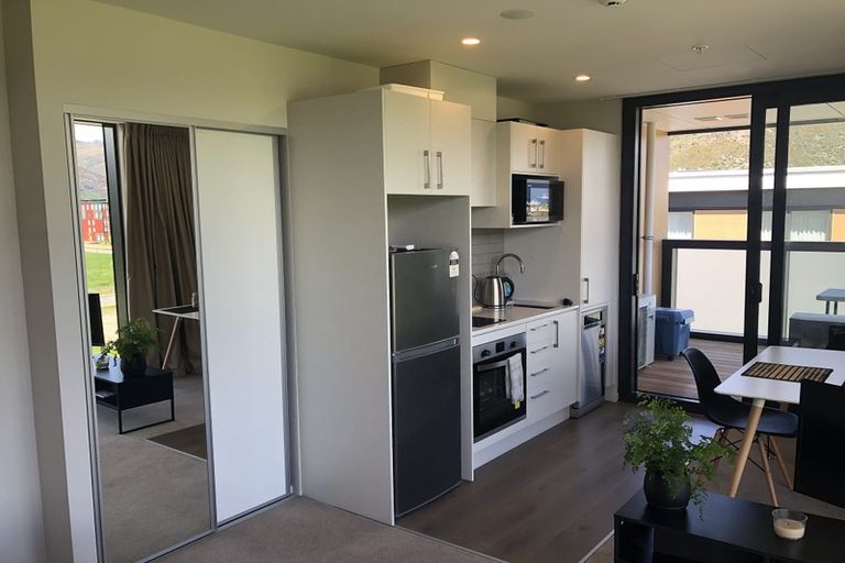 Photo of property in Kawarau Residences, 501/16a Mountain Ash Drive, Frankton, Queenstown, 9300