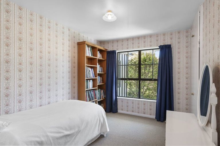 Photo of property in 19b Kingham Place, Avonhead, Christchurch, 8042