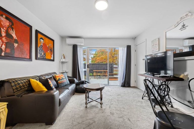 Photo of property in 3/25 Cumberland Street, Richmond, Christchurch, 8013