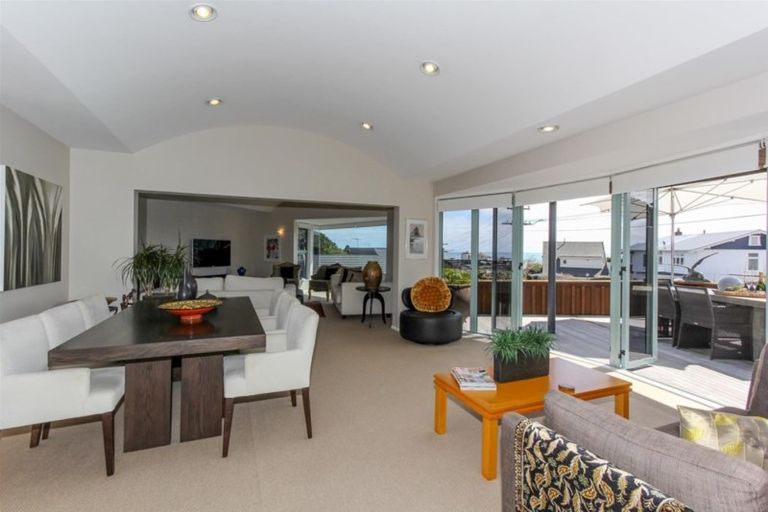 Photo of property in 48a Cameron Street, New Plymouth, 4310