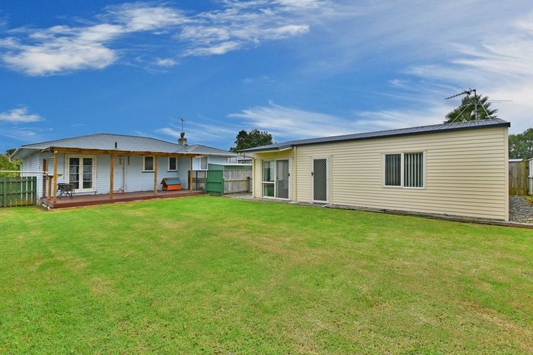 Photo of property in 16 Claymore Street, Manurewa, Auckland, 2102