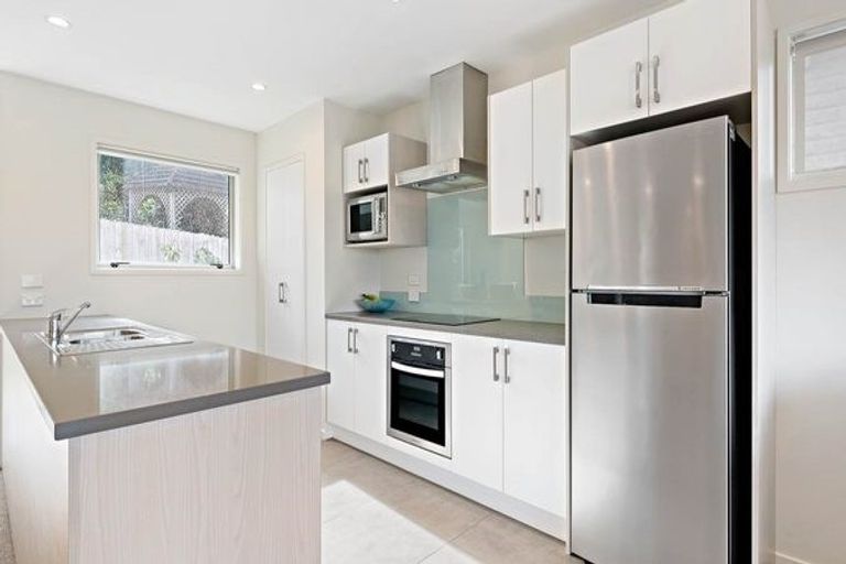 Photo of property in 18 Brownlee Place, Pukekohe, 2120