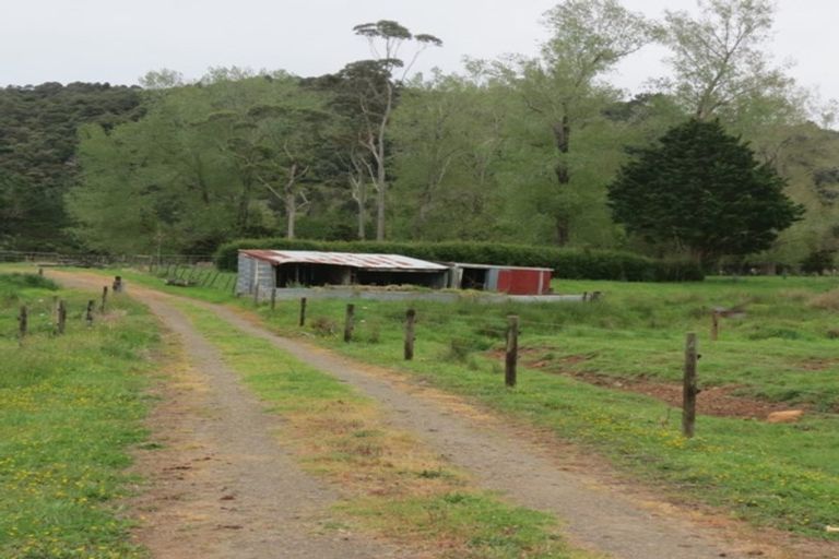 Photo of property in 401 Opouteke Road, Kaihu, Dargaville, 0379