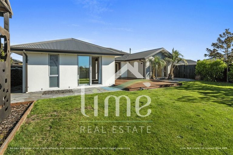 Photo of property in 40 Brockelbank Drive, Kaiapoi, 7630