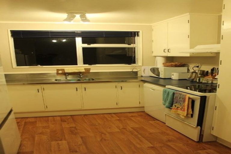 Photo of property in 19 Ward Place, Richmond Heights, Taupo, 3330