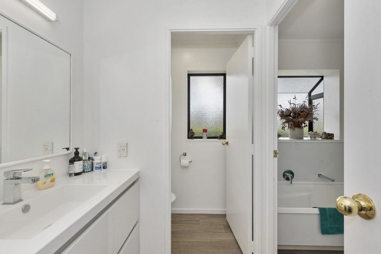 Photo of property in 25 Commodore Avenue, Flagstaff, Hamilton, 3210