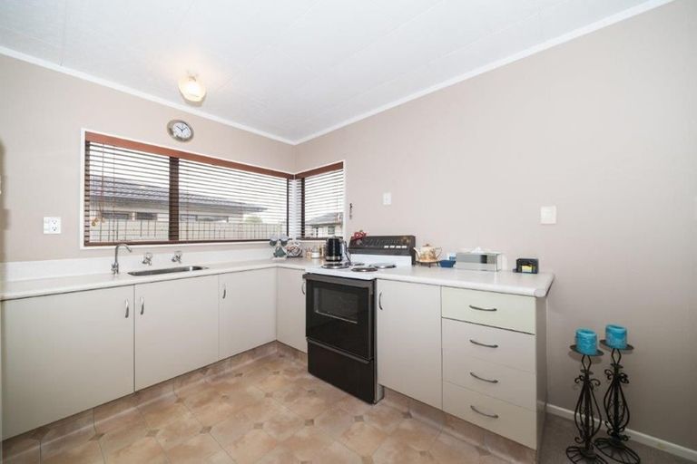 Photo of property in 50 Raglan Avenue, Cloverlea, Palmerston North, 4412