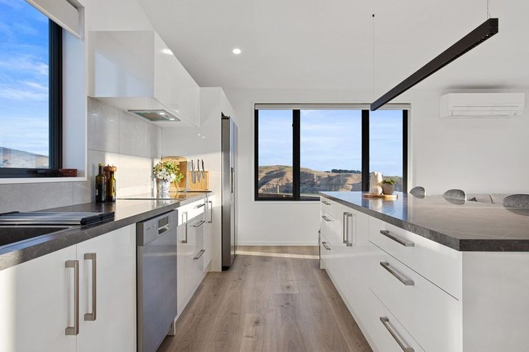 Photo of property in 34 Hawkshead Way, Westmorland, Christchurch, 8025