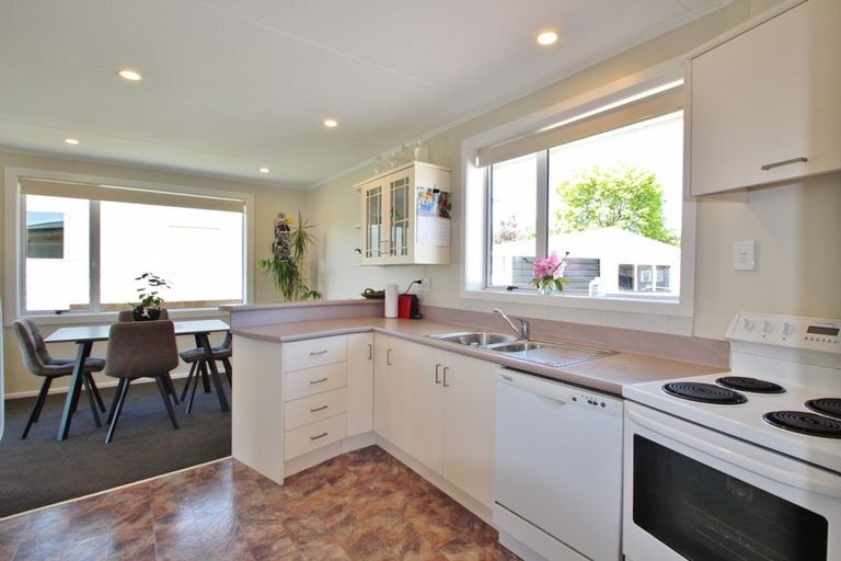 Photo of property in 19 Walker Street, East Gore, Gore, 9710