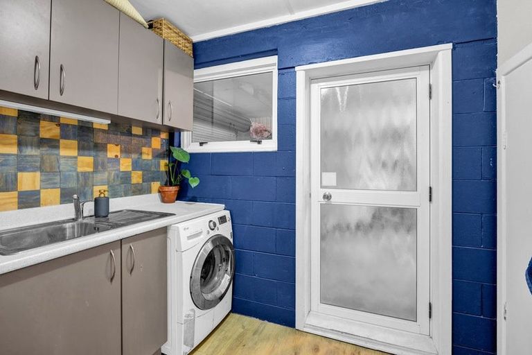 Photo of property in 4 Kowhai Street, Hawera, 4610