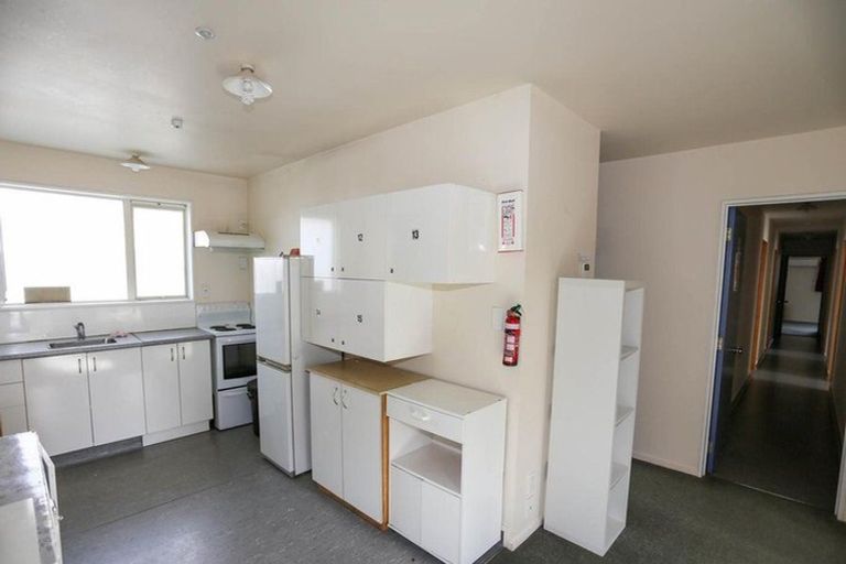 Photo of property in 287c Riccarton Road, Upper Riccarton, Christchurch, 8041