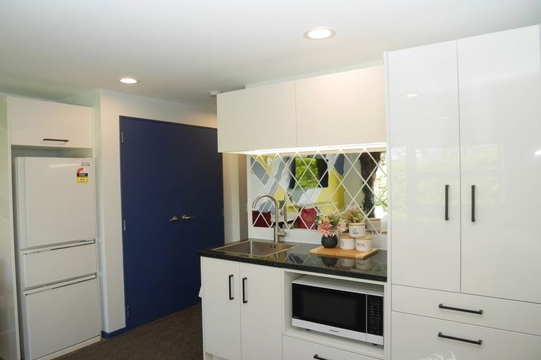 Photo of property in 206 Matai Road, Raumati Beach, Paraparaumu, 5032