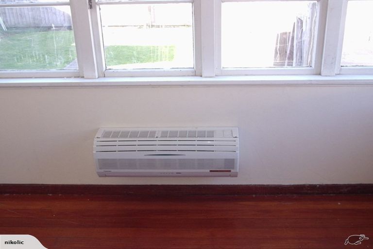 Photo of property in 14 Epsom Road, Sockburn, Christchurch, 8042