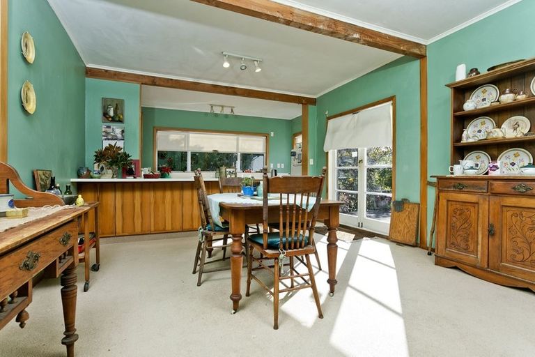 Photo of property in 1/13 Eversleigh Road, Belmont, Auckland, 0622