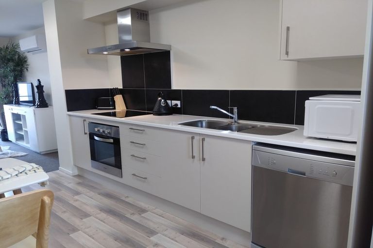 Photo of property in 2/11 Leith Place, Spreydon, Christchurch, 8024