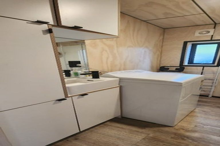 Photo of property in 79 Parakiore Road, Ngararatunua, Kamo, 0176