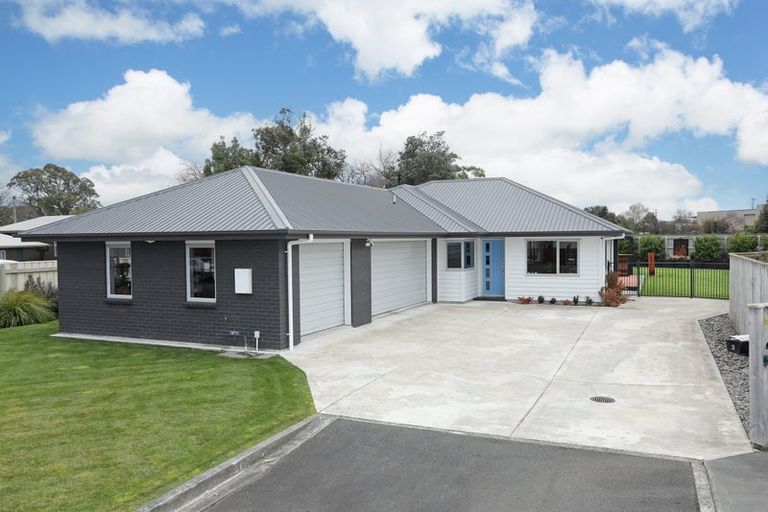 Photo of property in 3 Guthrie Court, Bulls, 4818