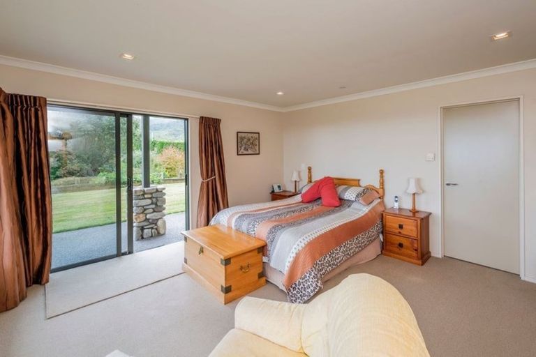 Photo of property in 94a Kaitawa Road, Hautere, Otaki, 5582