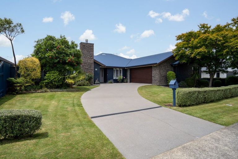 Photo of property in 4 Cooper Crescent, Cambridge, 3434