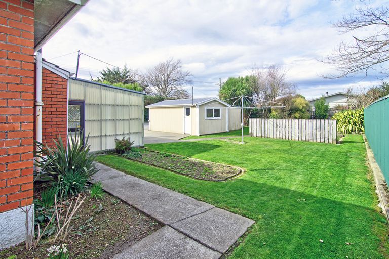 Photo of property in 248 High Street North, Carterton, 5713