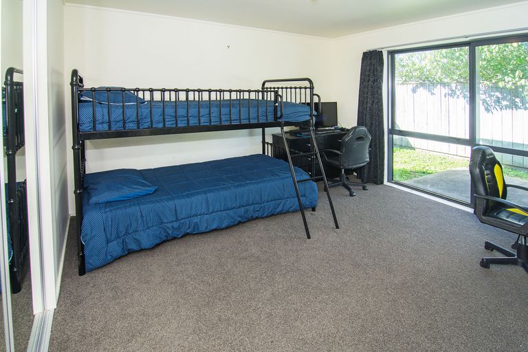 Photo of property in 85b Oxford Street, Tawa, Wellington, 5028