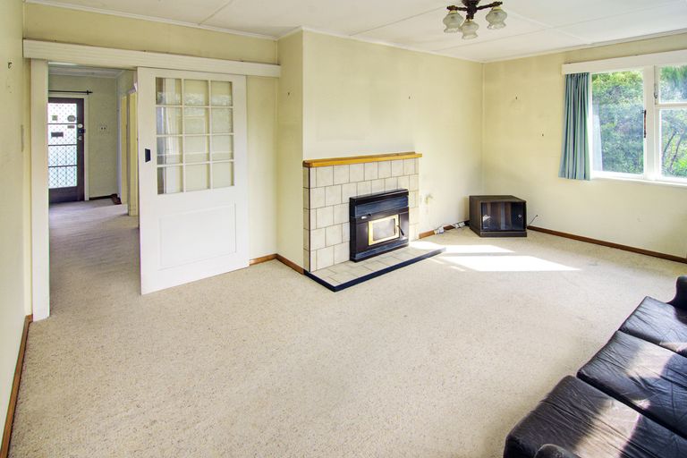 Photo of property in 248 High Street North, Carterton, 5713