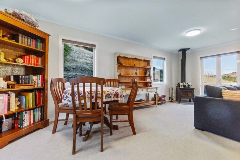 Photo of property in 15 Aronui Road, Bridge Hill, Alexandra, 9320