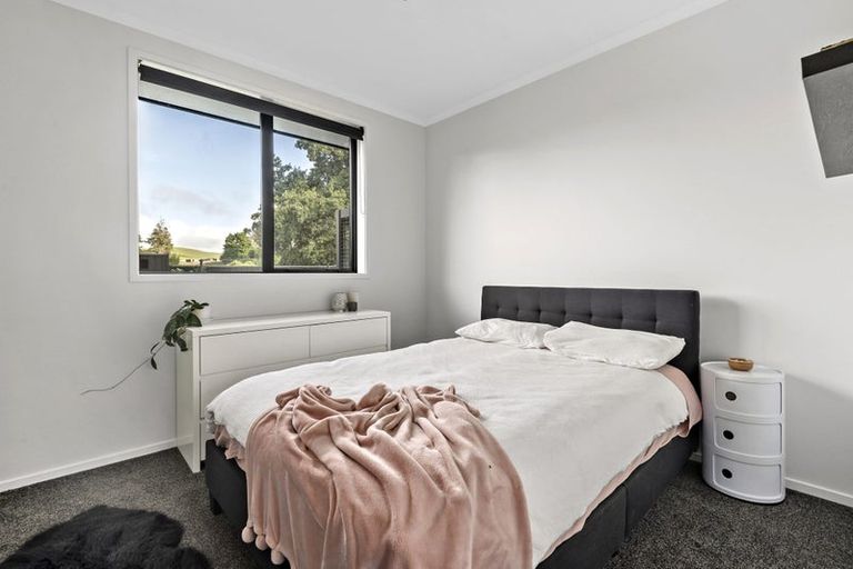 Photo of property in 10 Tari Road, Pukeatua, 3880