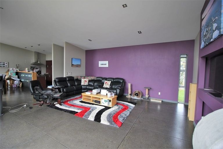 Photo of property in 3 Farringdon Avenue, Rototuna North, Hamilton, 3210