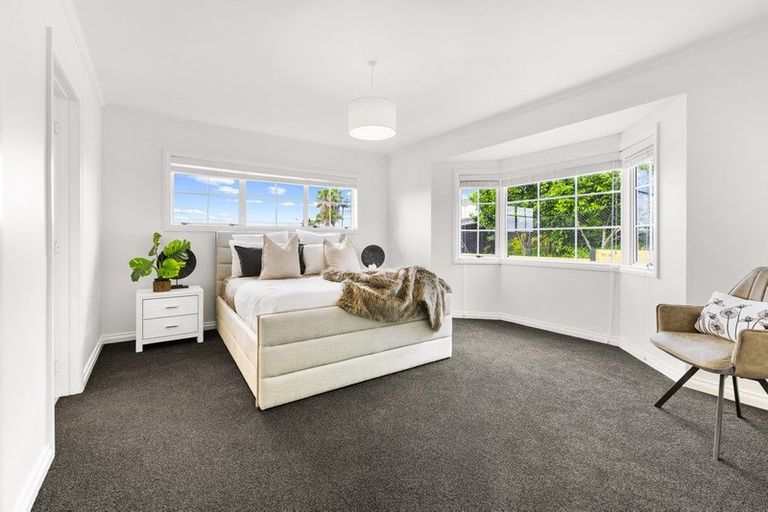 Photo of property in 2/12 Bannings Way, Hobsonville, Auckland, 0618