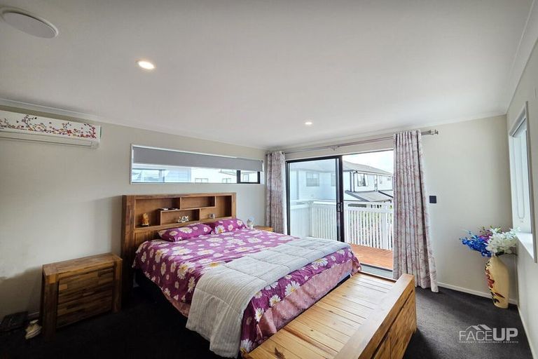 Photo of property in 22 Turret Lane, Hobsonville, Auckland, 0616