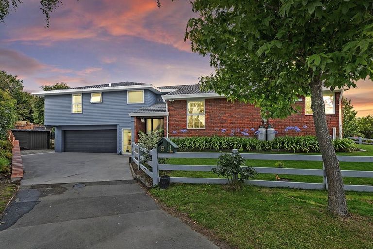 Photo of property in 8 Muir Avenue, Halswell, Christchurch, 8025