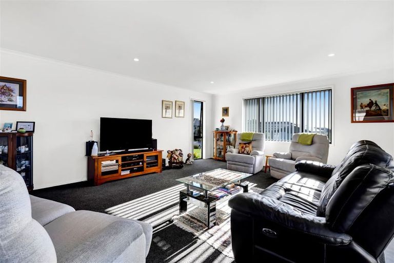 Photo of property in 31 Papawhero Drive, Bell Block, New Plymouth, 4312