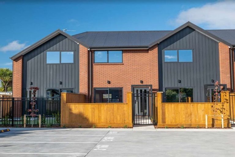 Photo of property in 6/66 Longfellow Street, Sydenham, Christchurch, 8023