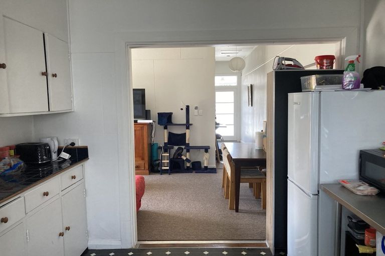 Photo of property in 54 Elizabeth Street, Mount Victoria, Wellington, 6011