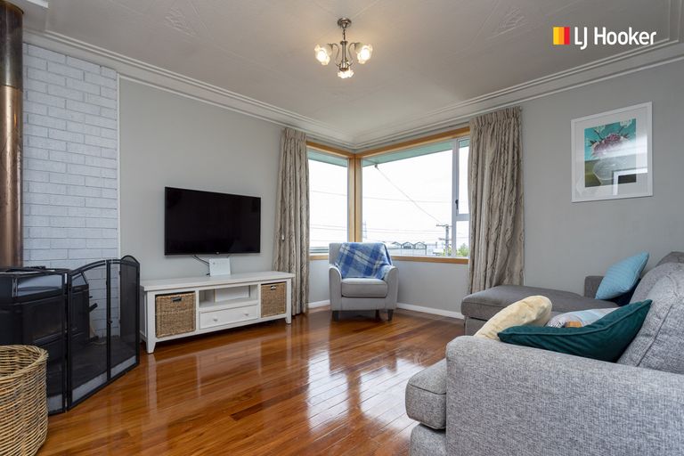 Photo of property in 75 Gilkison Street, Halfway Bush, Dunedin, 9010